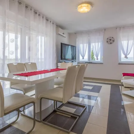 Silber 1 Appartement Crikvenica