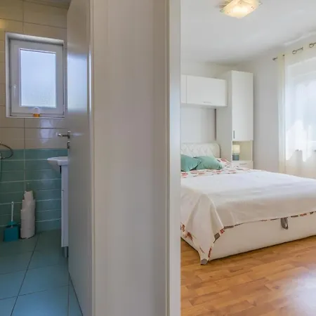 Silber 1 Appartement Crikvenica